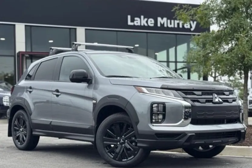 2025 Mitsubishi Outlander Sport ES SE LE photo 1