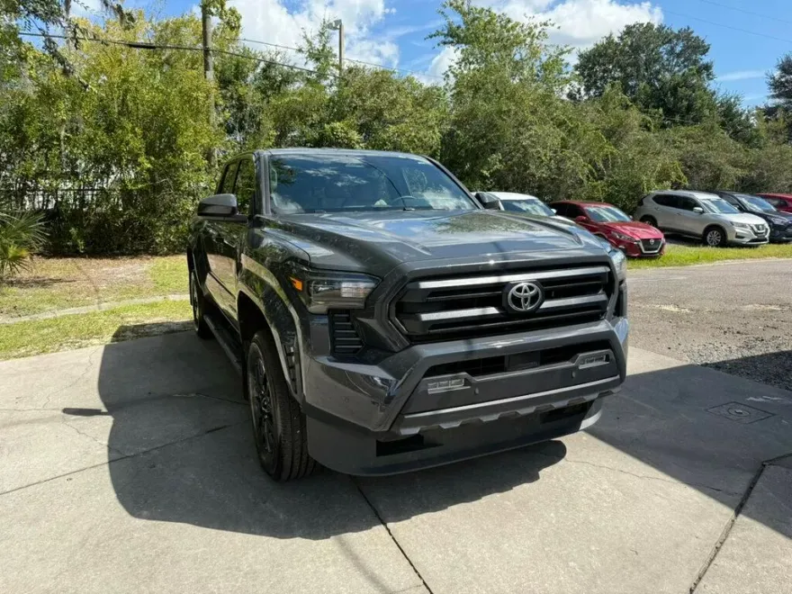 2024 Toyota Tacoma SR5 Double Cab photo 1