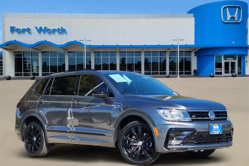 2020 Volkswagen Tiguan SE R-Line Black photo 1