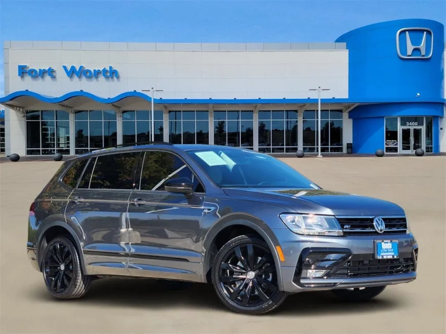 2020 Volkswagen Tiguan SE R-Line Black photo 1
