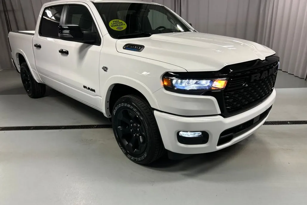 2026 Ram 1500 Big Horn photo 1