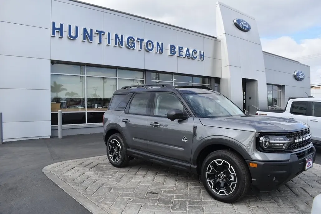 2025 Ford Bronco Sport Outer Banks photo 1