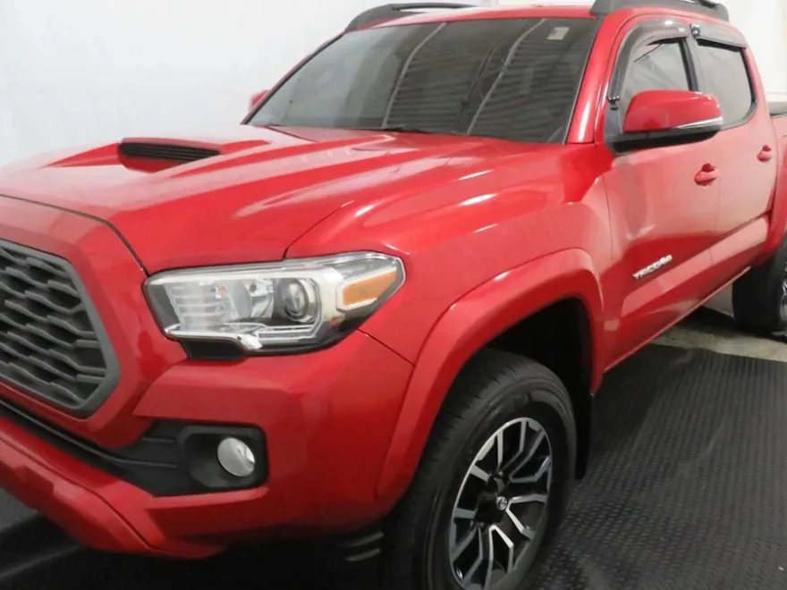 2022 Toyota Tacoma TRD Sport V6 photo 1