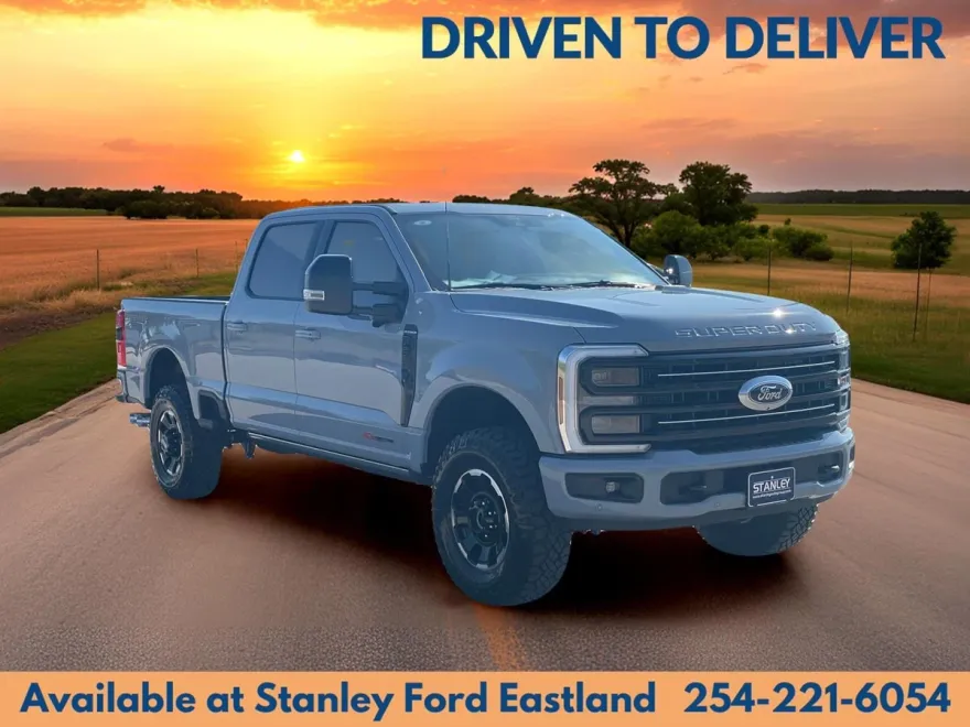 2025 Ford F-250 Platinum photo 1