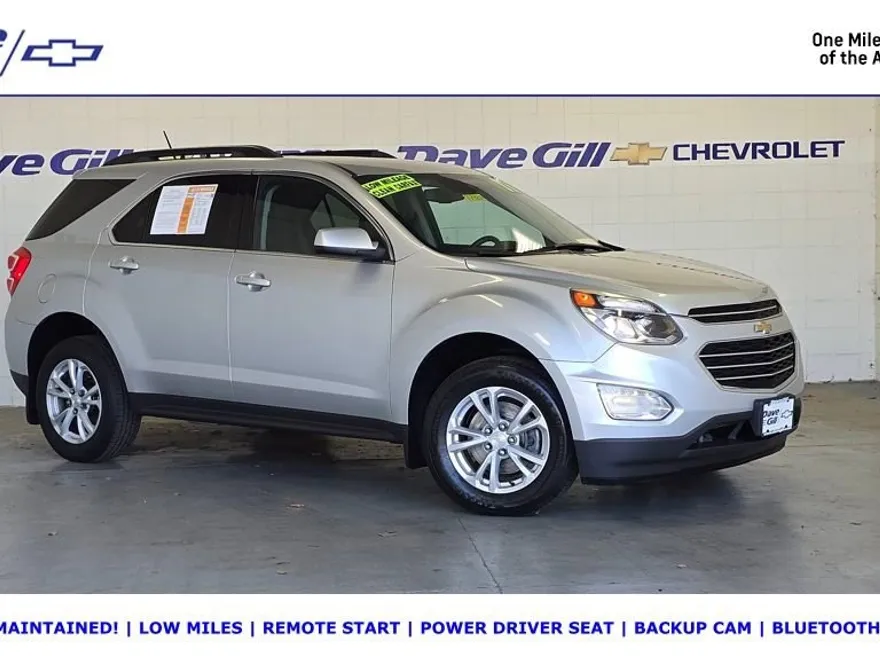 2017 Chevrolet Equinox LT photo 1