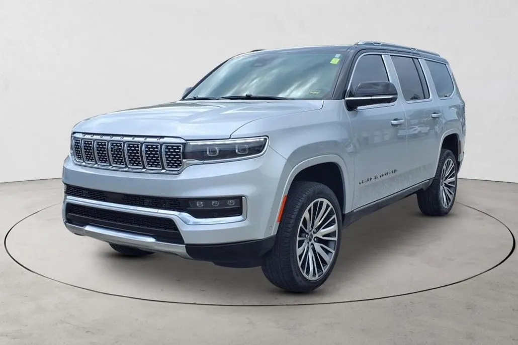 2024 Jeep Grand Wagoneer III photo 1