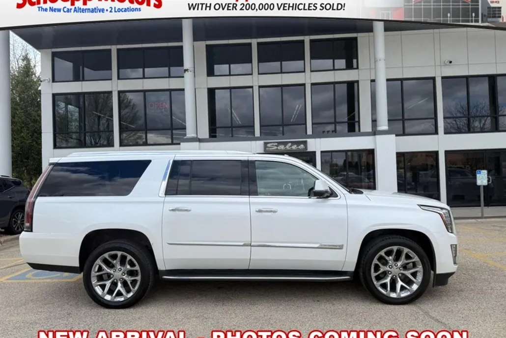 2016 Cadillac Escalade ESV Premium photo 1