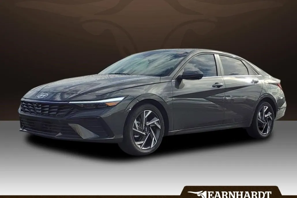 2025 Hyundai Elantra Limited photo 1