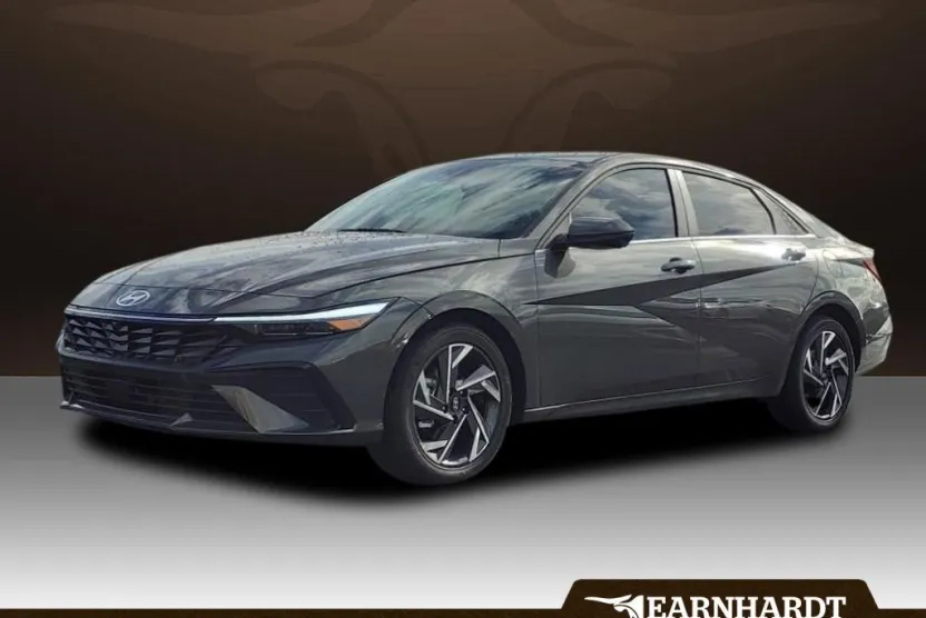2025 Hyundai Elantra Limited photo 1