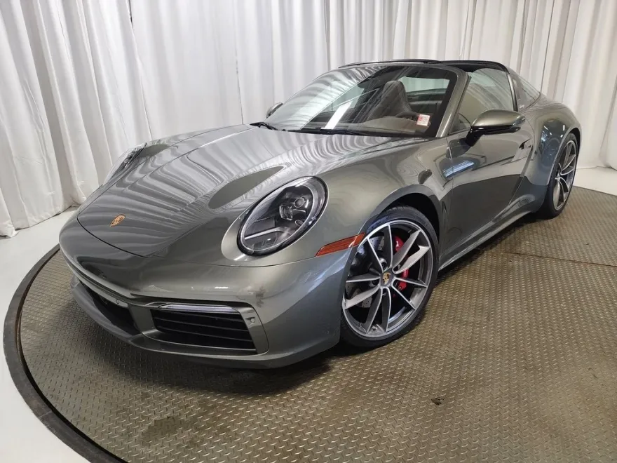 2022 Porsche 911 Targa 4S photo 1