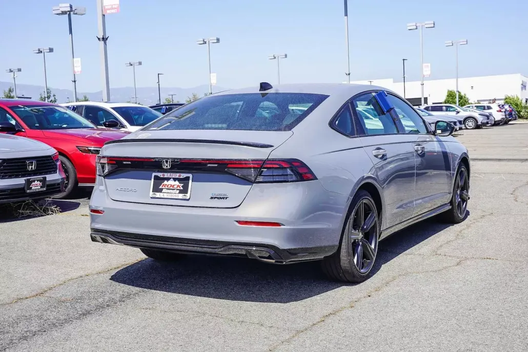 2025 Honda Accord Hybrid Sport-L photo 1