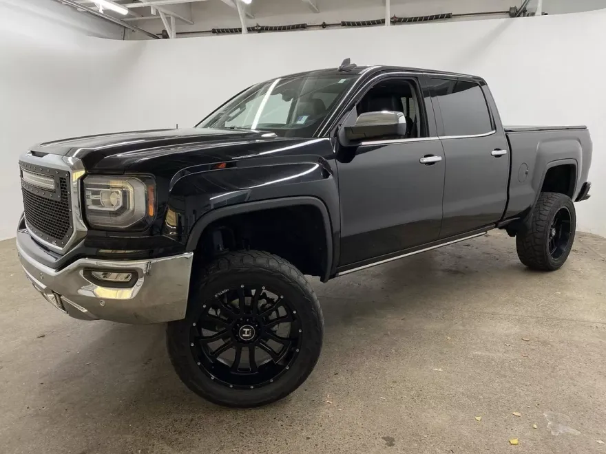 2017 Gmc Sierra 1500 SLT photo 1