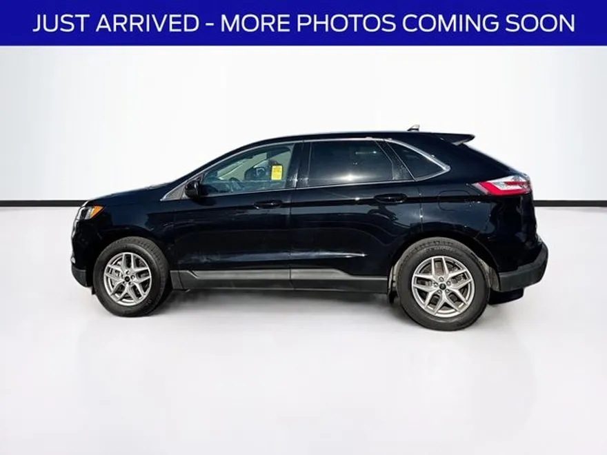 2023 Ford Edge SEL photo 1