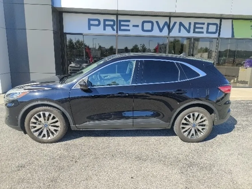 2021 Ford Escape Titanium Hybrid photo 1