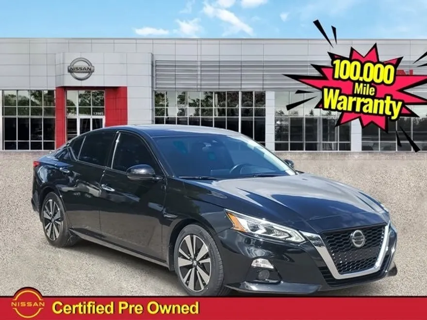 2022 Nissan Altima 2.5 SL photo 1