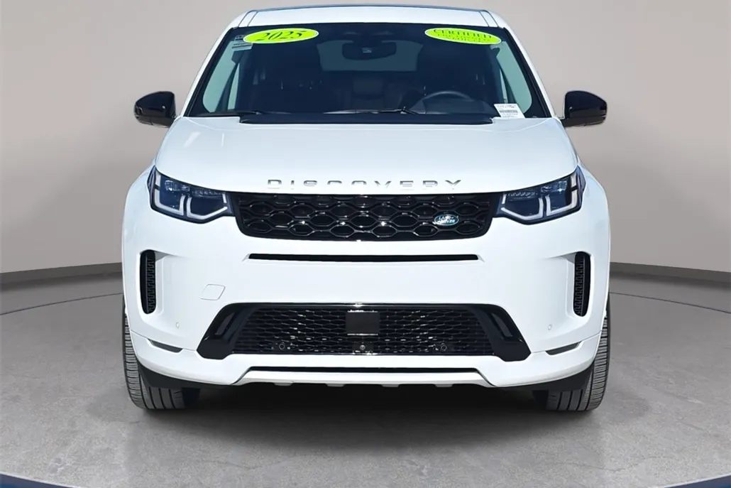 2025 Land Rover Discovery Sport S photo 1
