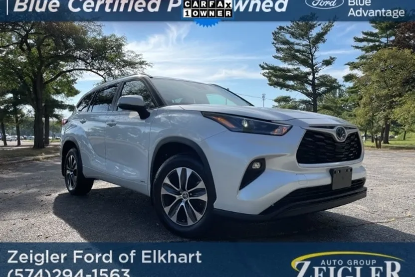 2023 Toyota Highlander Hybrid XLE photo 1