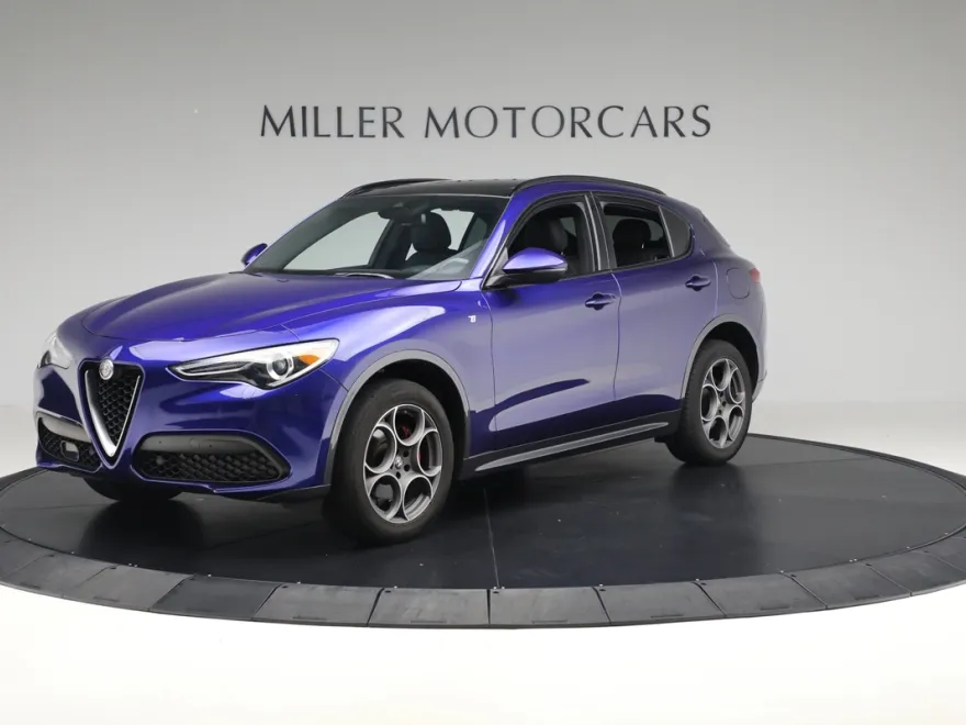 2022 Alfa Romeo Stelvio Ti photo 1