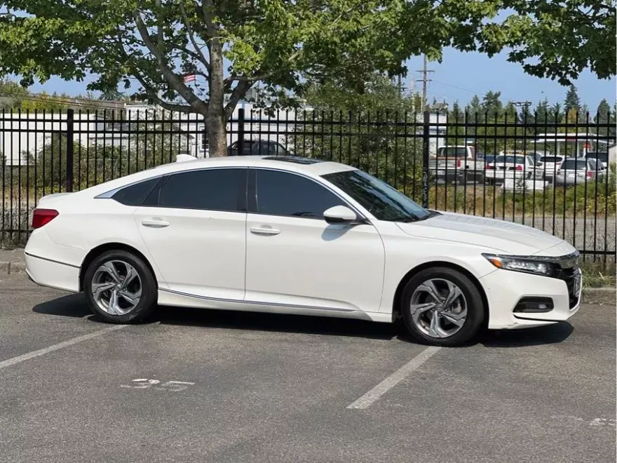 2018 Honda Accord EX-L photo 1