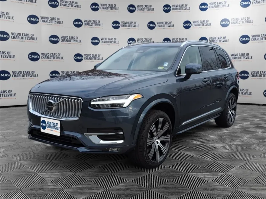 2025 Volvo XC90 Plus photo 1