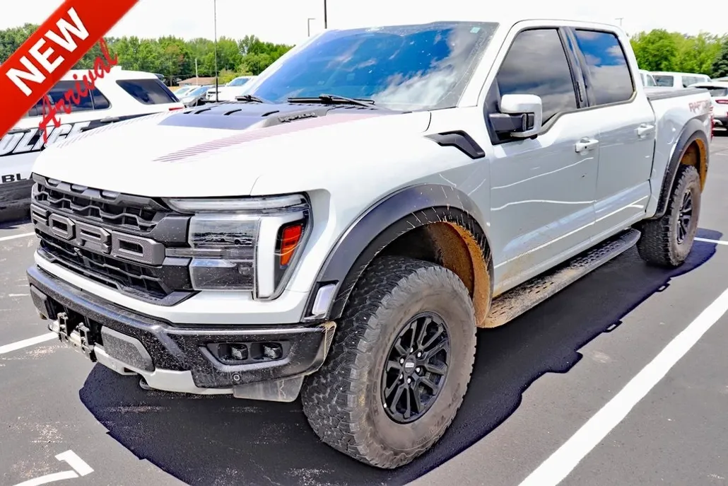 2024 Ford F-150 Raptor photo 1