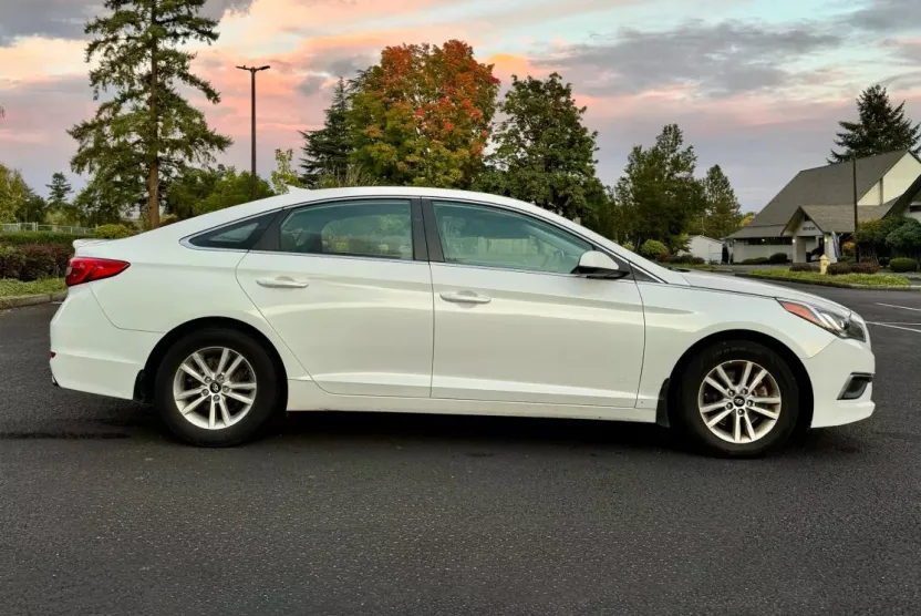 2016 Hyundai Sonata SE Eco photo 1