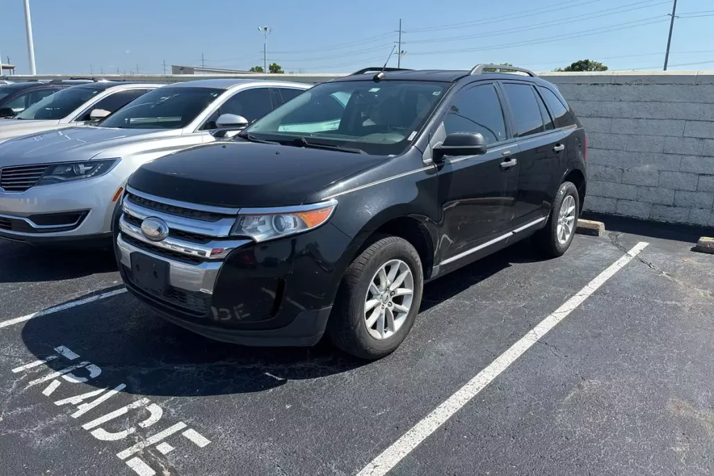 2013 Ford Edge SE photo 1