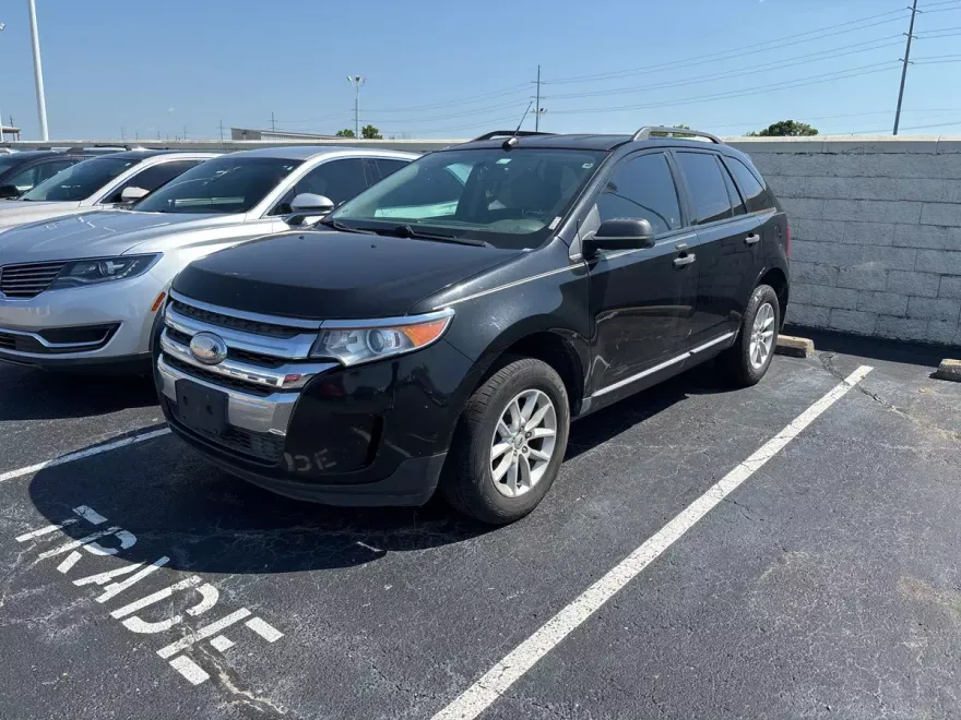 2013 Ford Edge SE photo 1