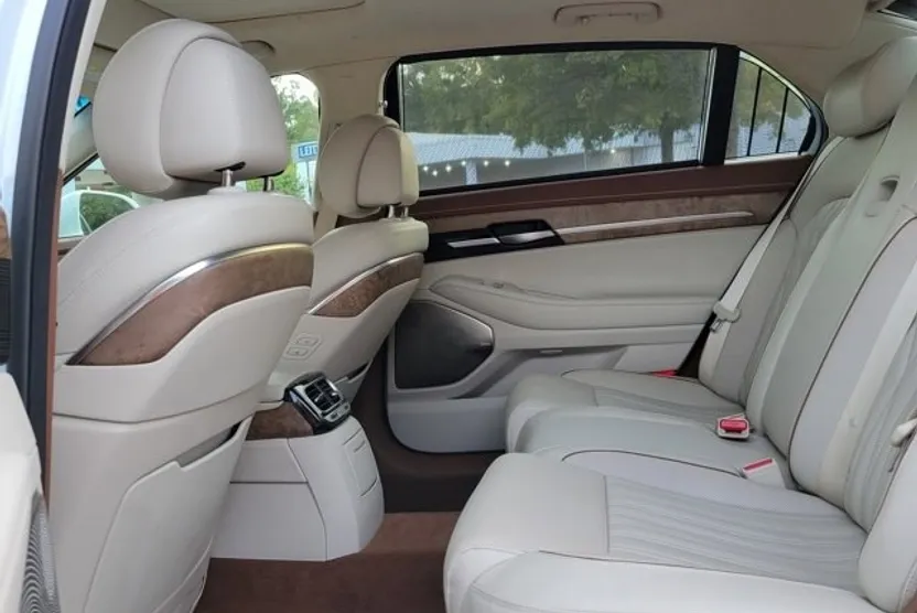 2021 Genesis G90 3.3T Premium photo 1