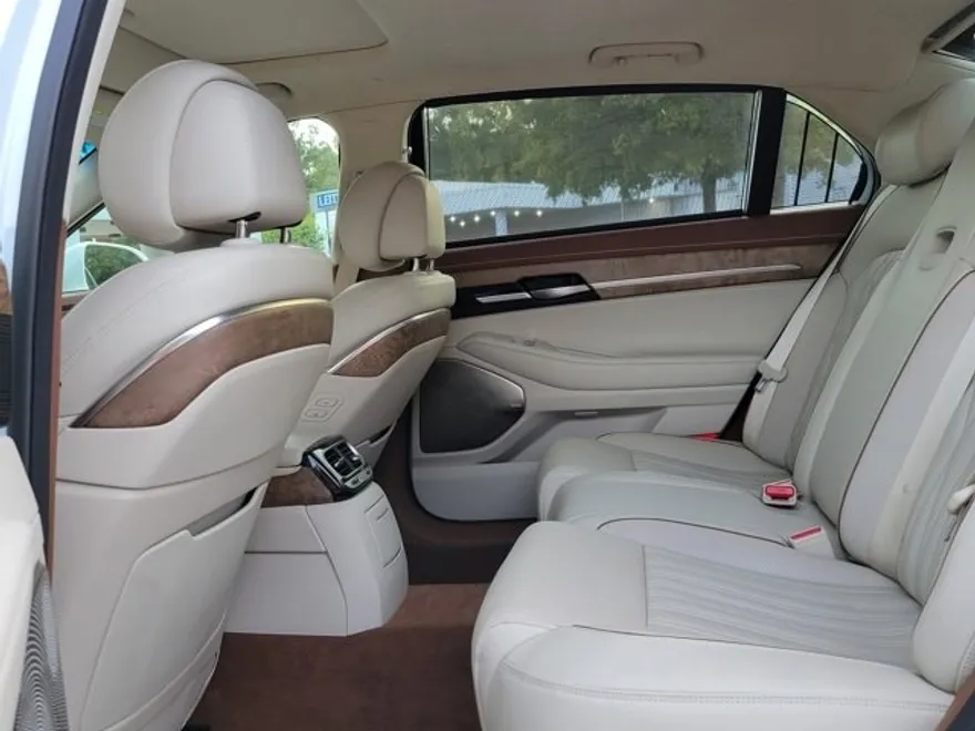 2021 Genesis G90 3.3T Premium photo 1