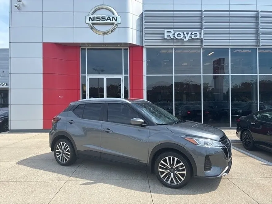 2024 Nissan Kicks SV photo 1