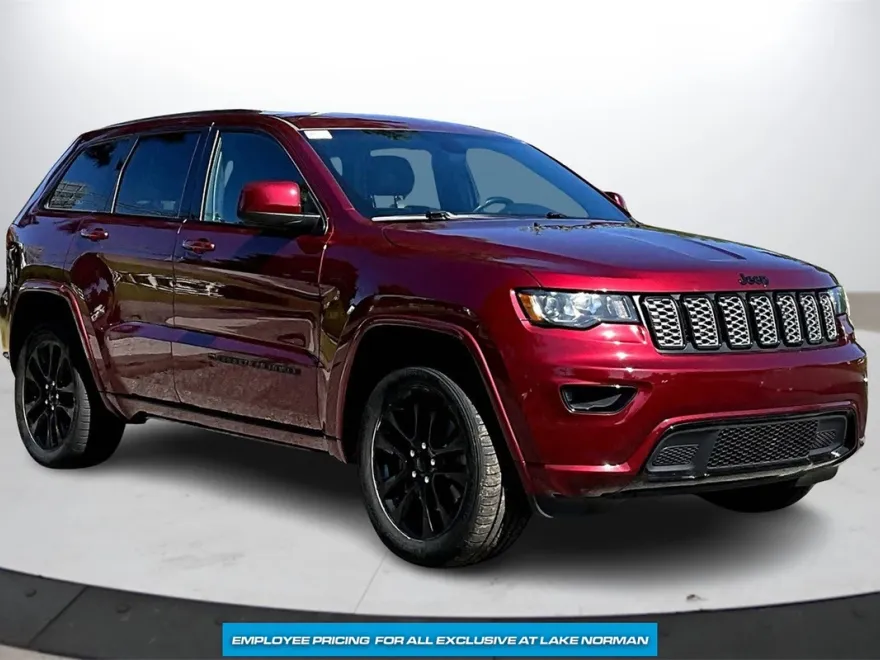 2022 Jeep Cherokee Laredo X photo 1