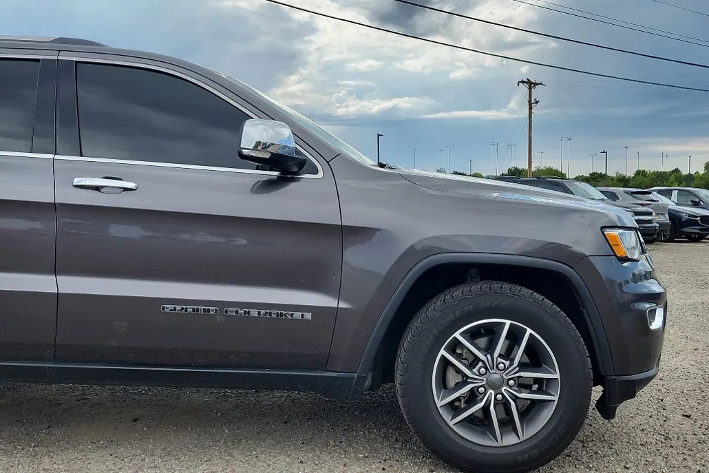 2020 Jeep Grand Cherokee Limited photo 1