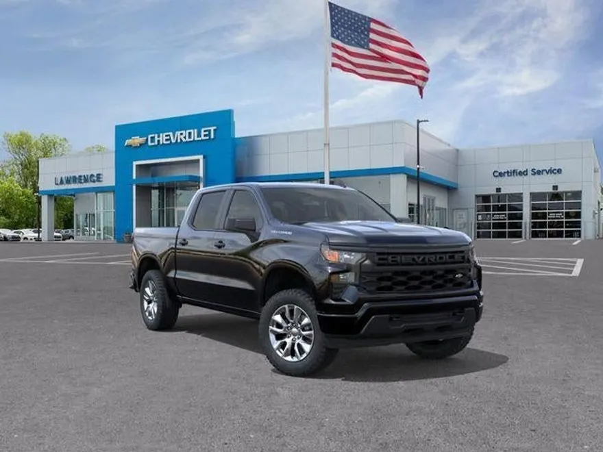 2026 Chevrolet Silverado 1500 Custom photo 1