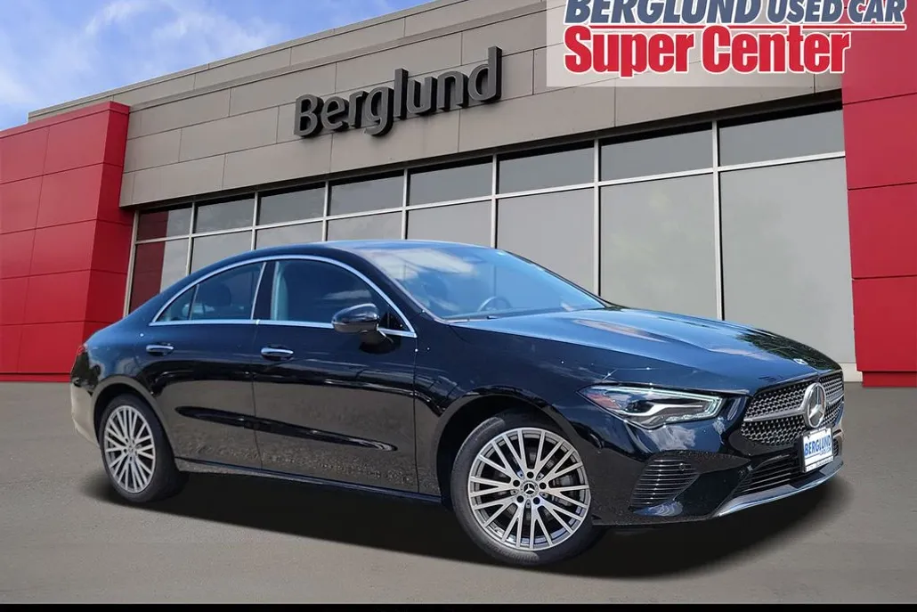 2025 Mercedes Benz CLA 250 photo 1