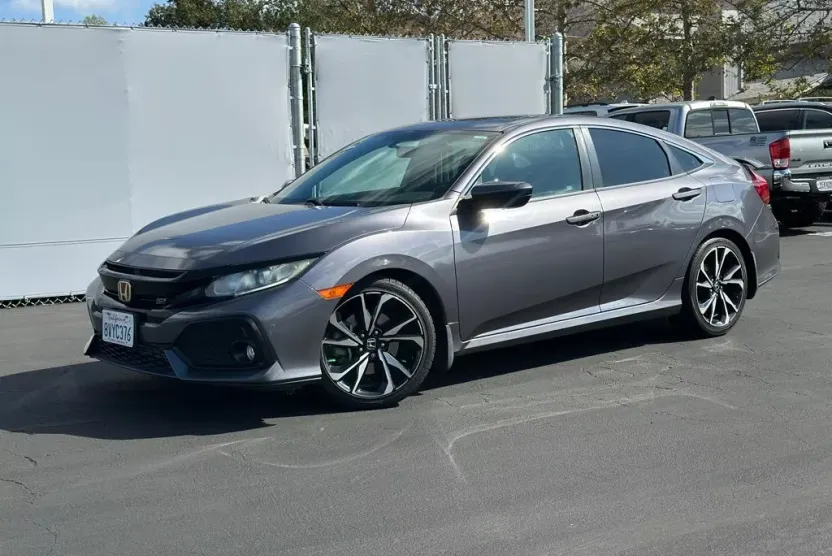 2018 Honda Civic Si photo 1