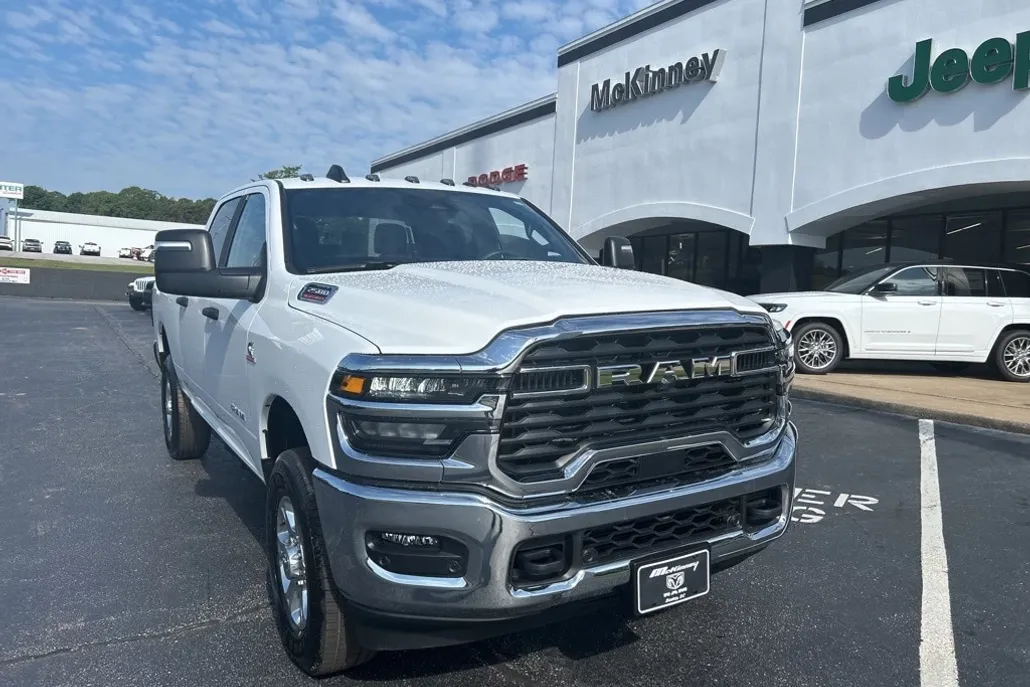 2025 Ram 2500 Big Horn photo 1
