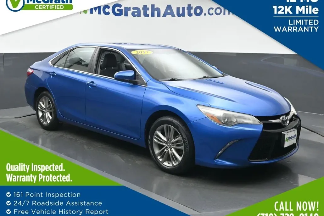 2017 Toyota Camry XLE photo 1