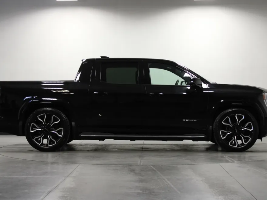 2025 Gmc Sierra EV Denali photo 1
