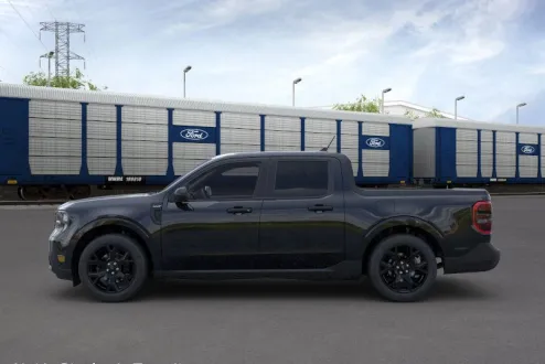 2025 Ford Maverick XLT photo 3