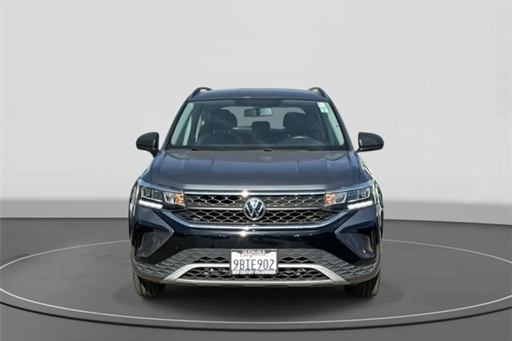 2022 Volkswagen Taos S photo 1