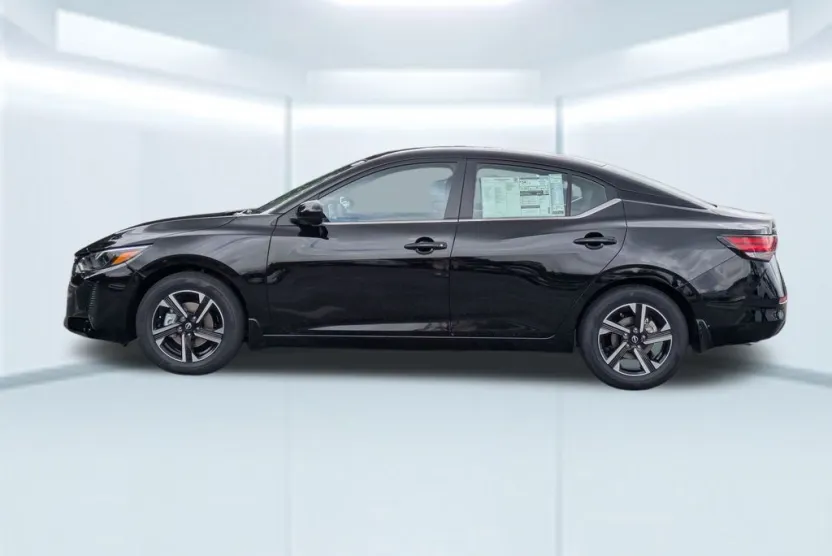 2025 Nissan Sentra SV photo 1