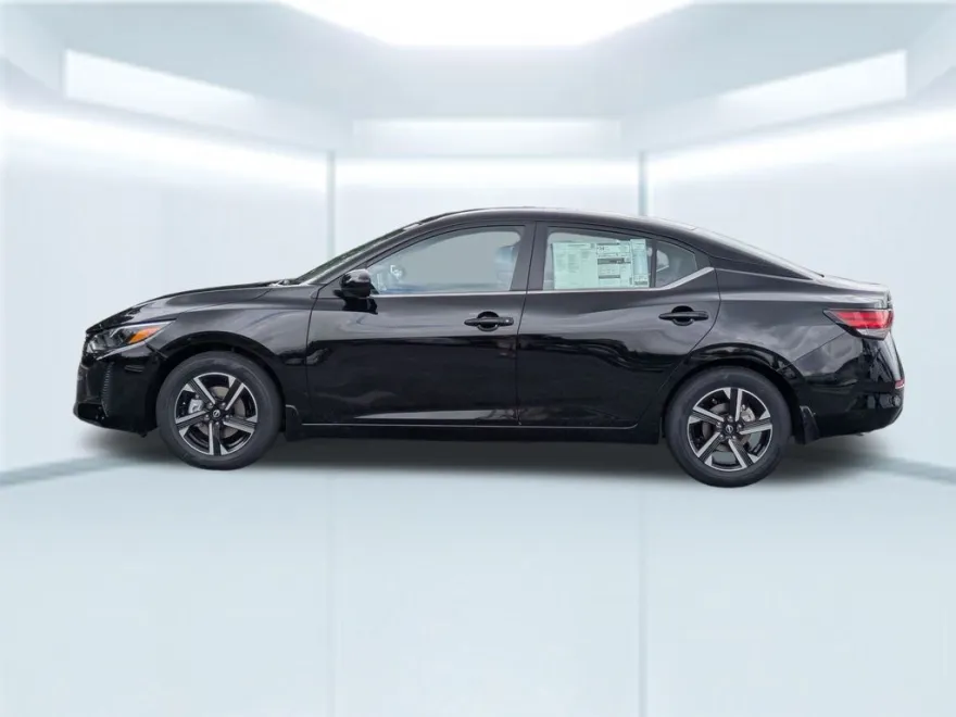 2025 Nissan Sentra SV photo 1