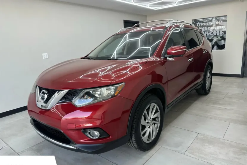 2015 Nissan Rogue SL photo 1