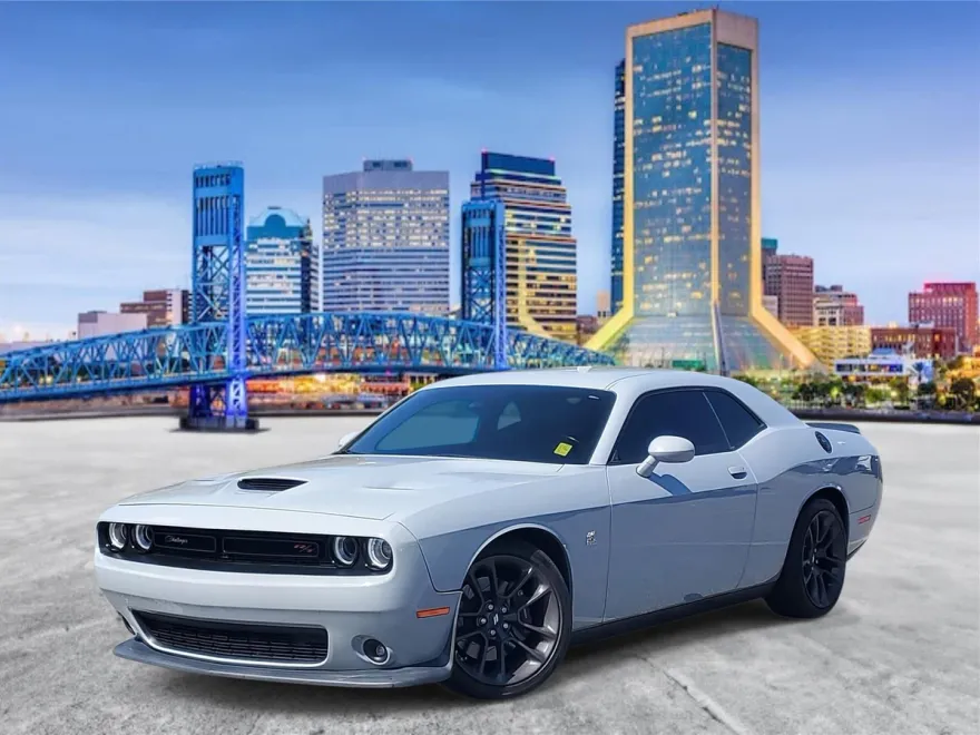 2020 Dodge Challenger R/T Scat Pack photo 1