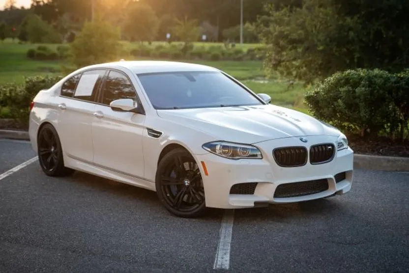 2014 Bmw M5 5 Sedan photo 1