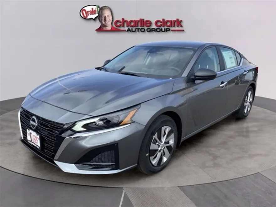 2025 Nissan Altima 2.5 S photo 1