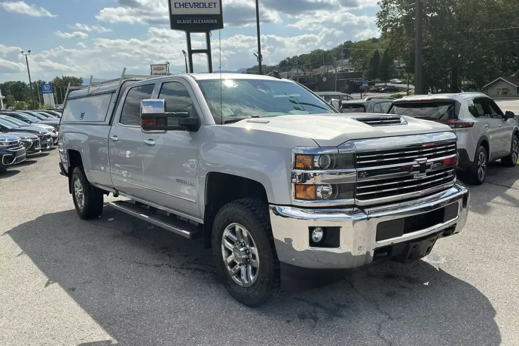2019 Chevrolet Silverado 2500HD LTZ photo 1