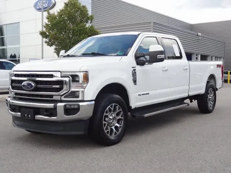 2022 Ford F-350 Lariat photo 1