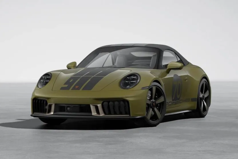 2026 Porsche 911 4 GTS photo 1